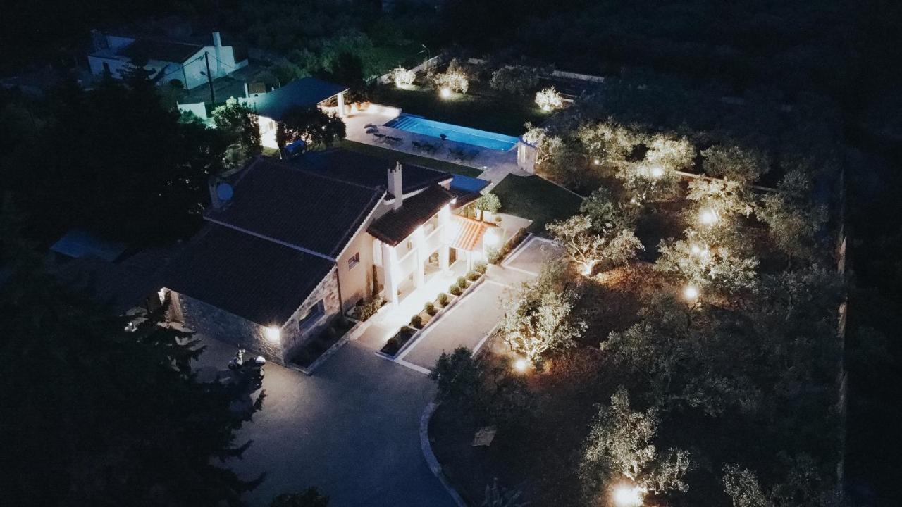 Villa Urania Nea Iraklitsa Exteriör bild